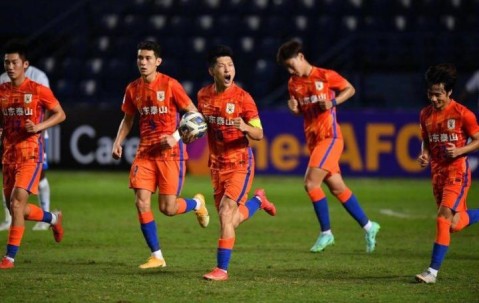 悦盈体育平台 -今夜瓦伦西亚战术微调：亚冠节点到来，质疑声四起，年轻球员获得机会的简单介绍