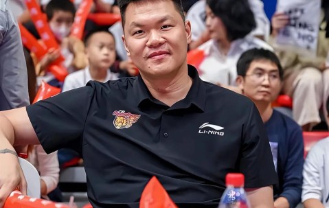 悦盈网站 -集结日广州队调整名单以备欧篮联；队长鼓劲环节打磨；悬念犹存；轮换策略成焦点的简单介绍