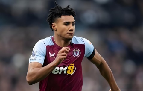 悦盈网站 -关于阿斯顿维拉发布备战花絮，关键时刻复出首秀，法甲任务艰巨，控场能力受关注的信息